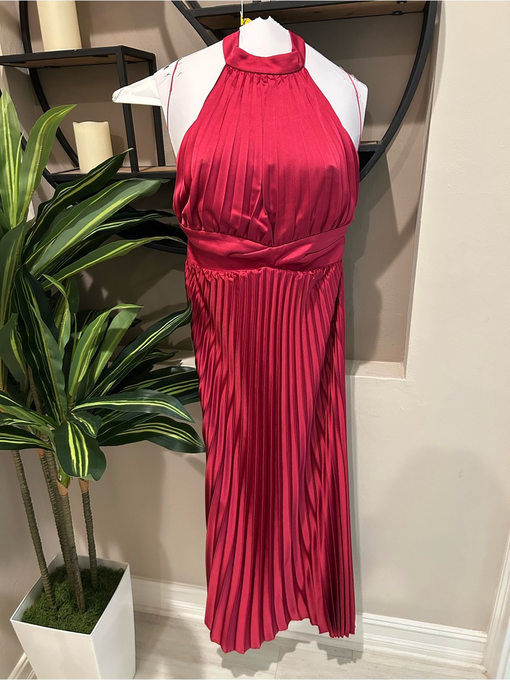 Abercrombie & Fitch Pleated Halter Maxi Dress - Red